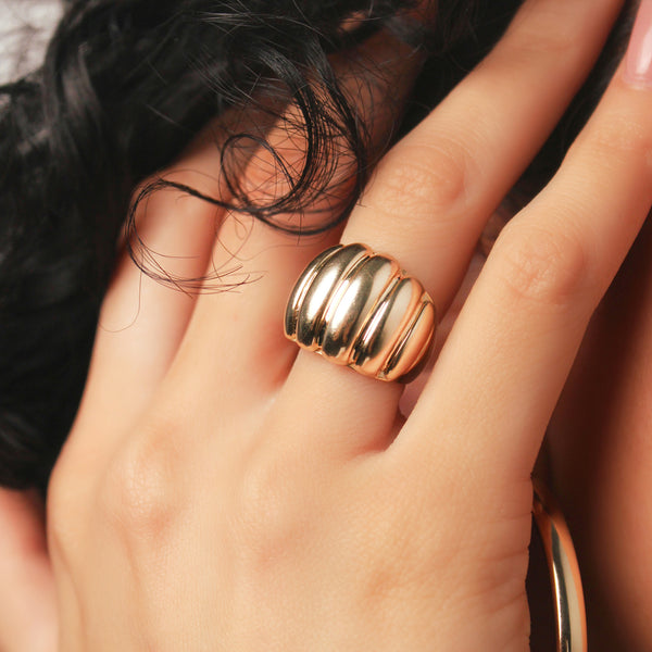 14k Yellow Gold Ribbed Dome Ring